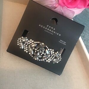 Zara Silver Rhinestone  Elegant Design Bracelet.